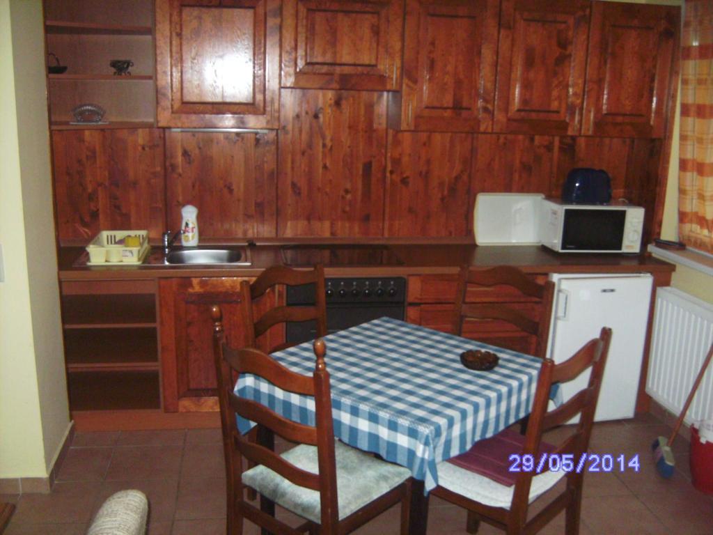 Szemesi Villa Balatonszarszo Room photo